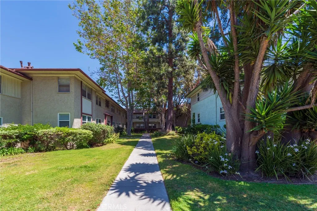 Additional image 32 of 5835 Bowcroft Street Unit 2, Los Angeles, CA 90016