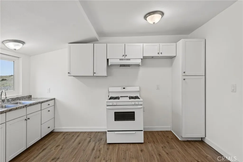 Additional image 18 of 513 Lookout, Lake Elsinore, CA 92530