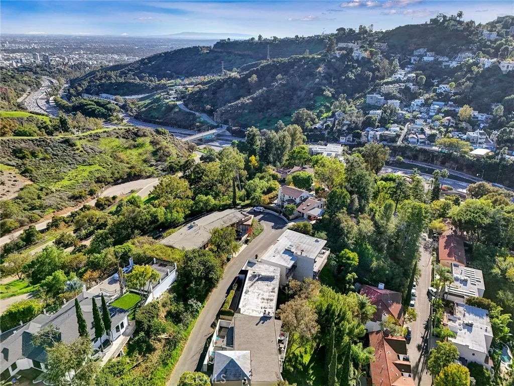 Additional image 84 of 3219 Tareco, Los Angeles, CA 90068