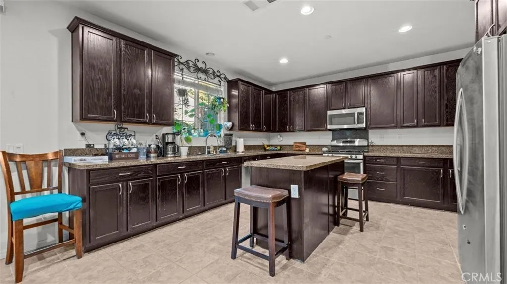 Additional image 17 of 17948 Yellow Dock Way, San Bernardino, CA 92407