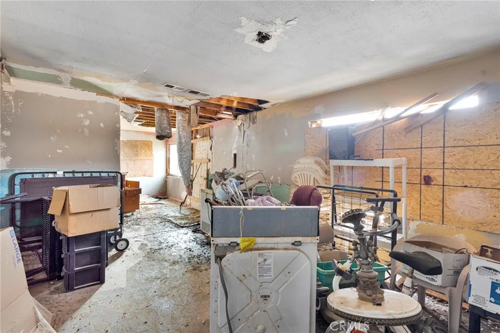 Additional image 10 of 18227 E Avenue Q, Palmdale, CA 93591