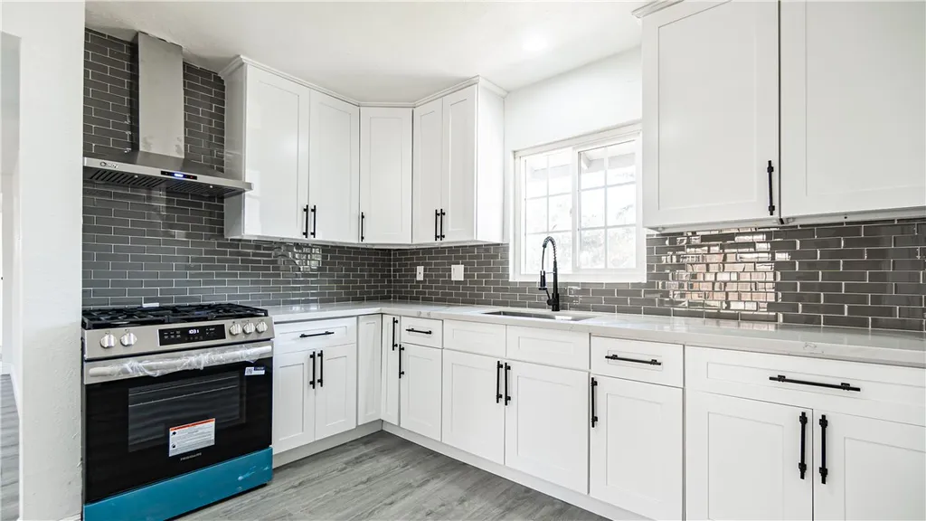 Additional image 11 of 862 N Lassen Ave, San Bernardino, CA 92410