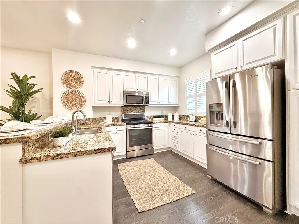 Additional image 7 of 5547 Strand Unit 103, Hawthorne, CA 90250