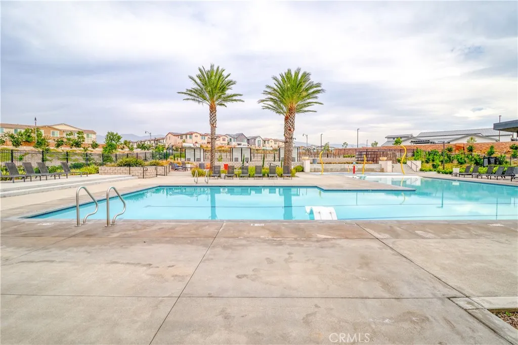 Additional image 102 of 16540 Wyndham Lane Unit 10, Fontana, CA 92336