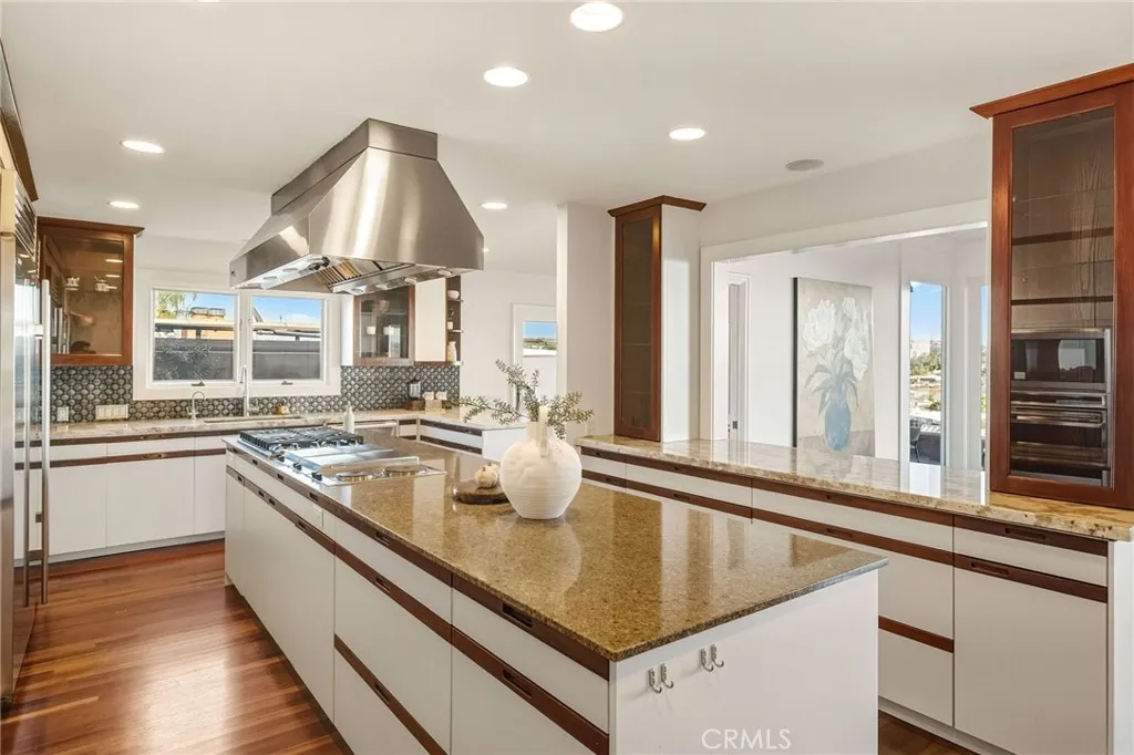 Additional image 69 of 1038 Santiago Drive, Newport Beach, CA 92660