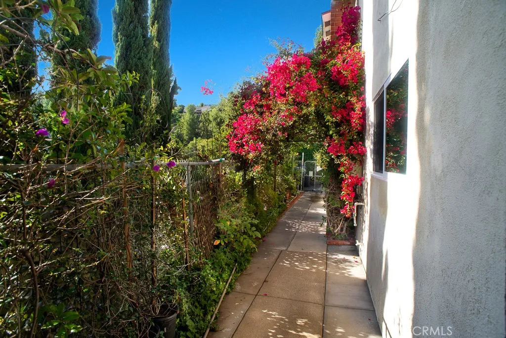 Additional image 65 of 4522 Conchita, Tarzana, CA 91356