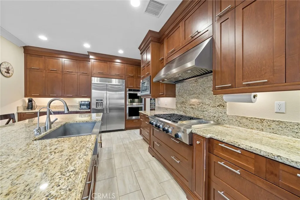 Additional image 16 of 19 Hollyhock, Lake Forest, CA 92630