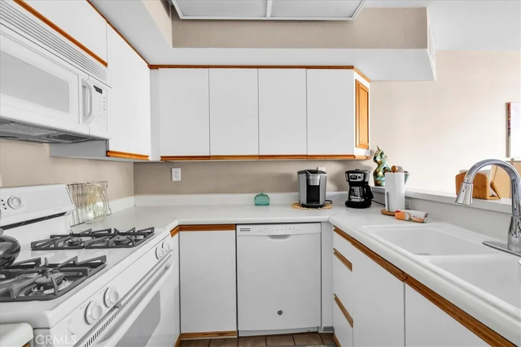 Additional image 63 of 1555 N Chapparal Unit 311, Palm Springs, CA 92262