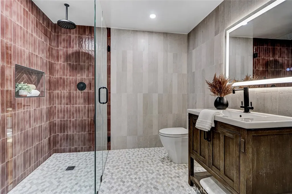 Additional image 48 of 876 Center Street, El Segundo, CA 90245