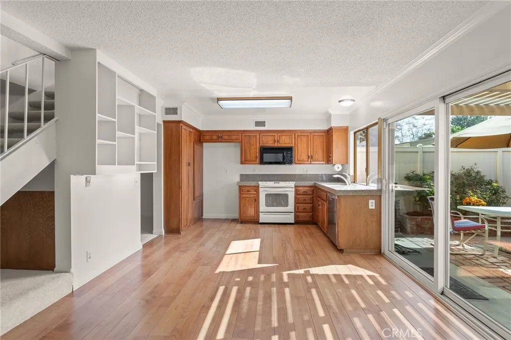 Additional image 17 of 9824 Via Sonoma, Cypress, CA 90630