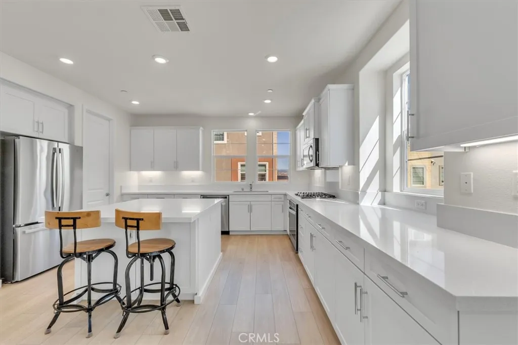 Additional image 31 of 27116 Valley Oak Place, Valencia, CA 91355