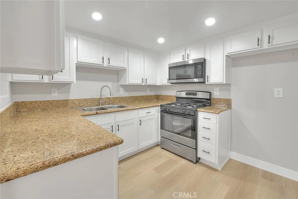 Additional image 18 of 1333 Massachusetts Avenue Unit 201, Riverside, CA 92507