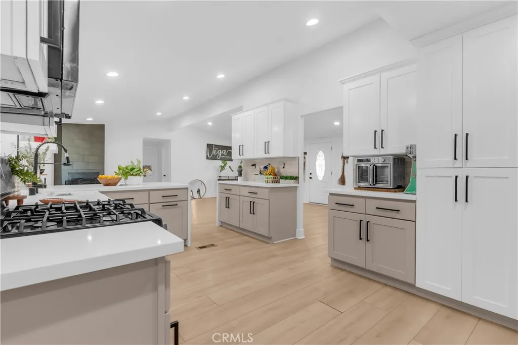 Additional image 62 of 9888 Trinity Rd, Oak Hills, CA 92344