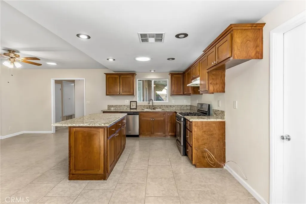 Additional image 14 of 6080 Rogers Lane, San Bernardino, CA 92404