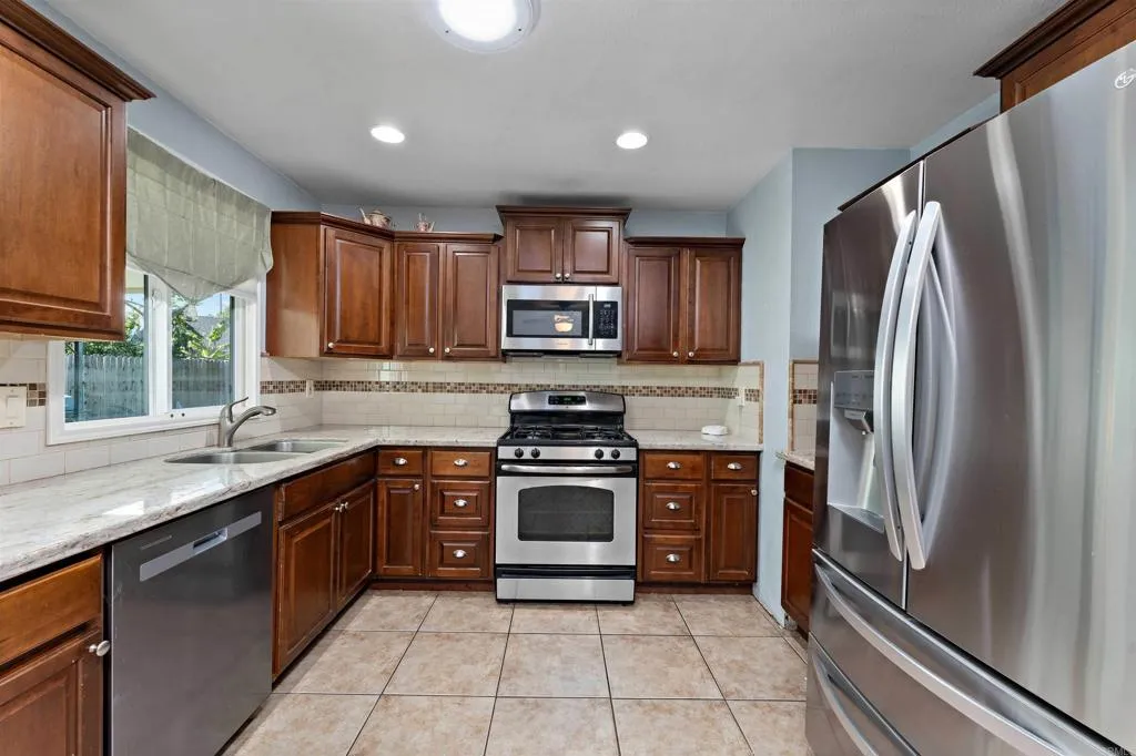 Additional image 8 of 2546 S Sultana Avenue, Ontario, CA 91761