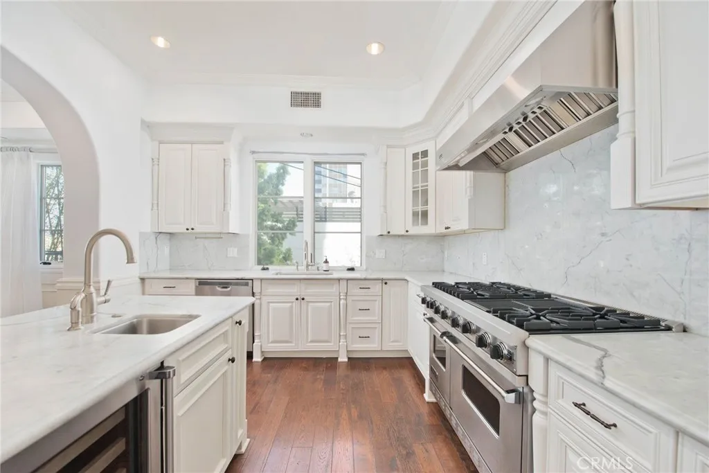 Additional image 16 of 558 Hillgreen Drive Unit 207, Beverly Hills, CA 90212