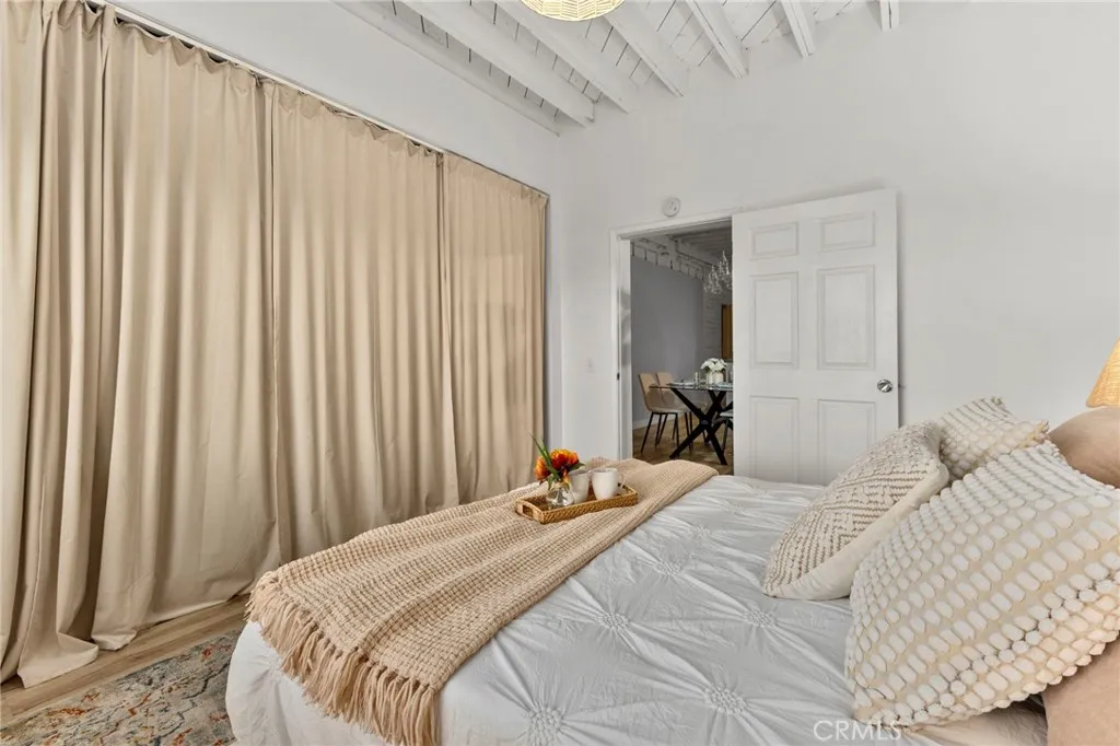 Additional image 56 of 941 W Hawthorn St Unit 9, San Diego, CA 92101