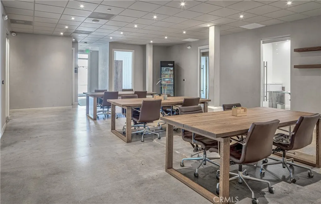 Additional image 6 of 2921 W Burbank Blvd, Burbank, CA 91505