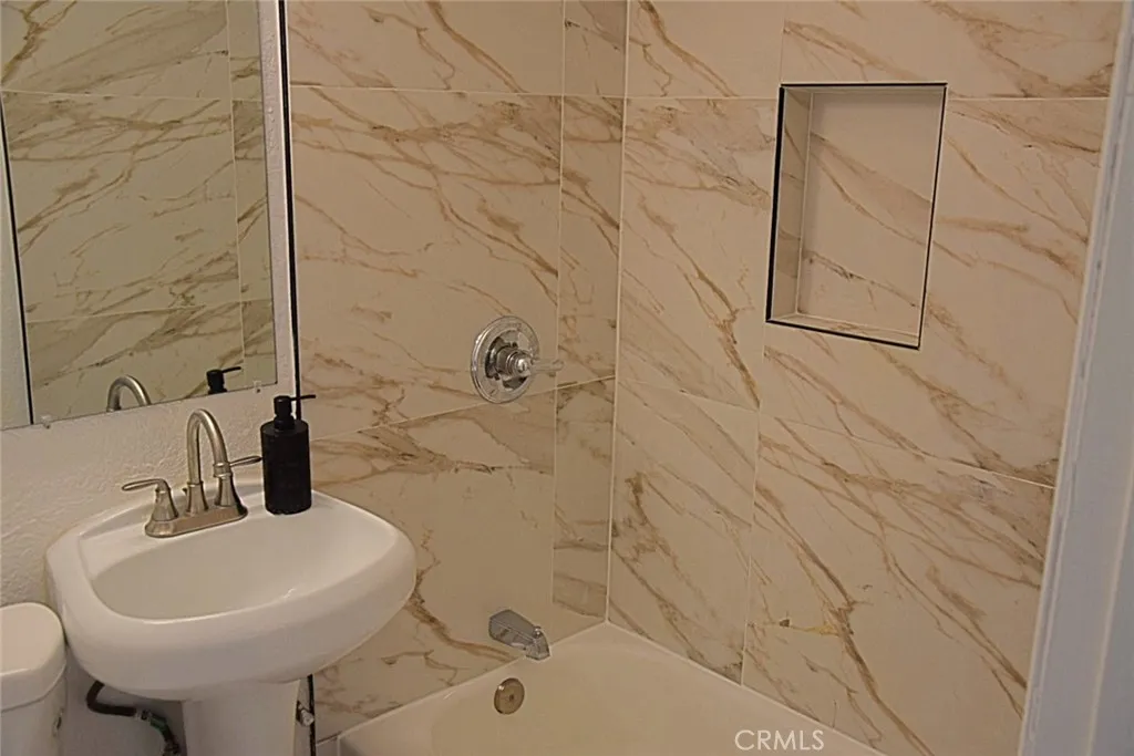 Additional image 21 of 416 W Park St, Ontario, CA 91762