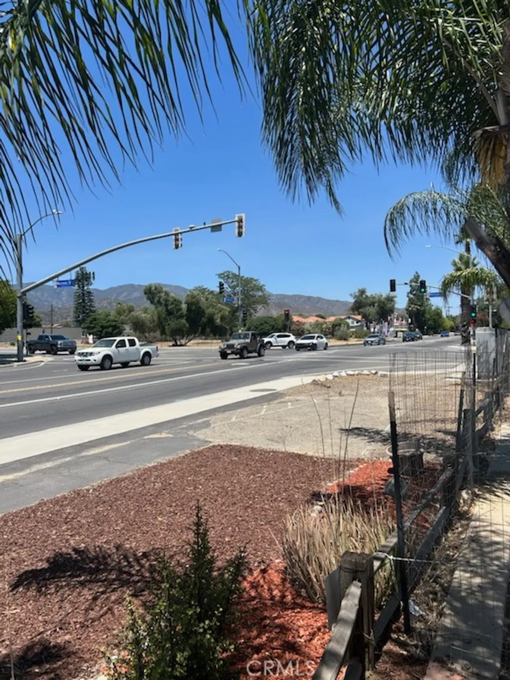 16474 Lakeshore Dr, Lake Elsinore, CA 92530