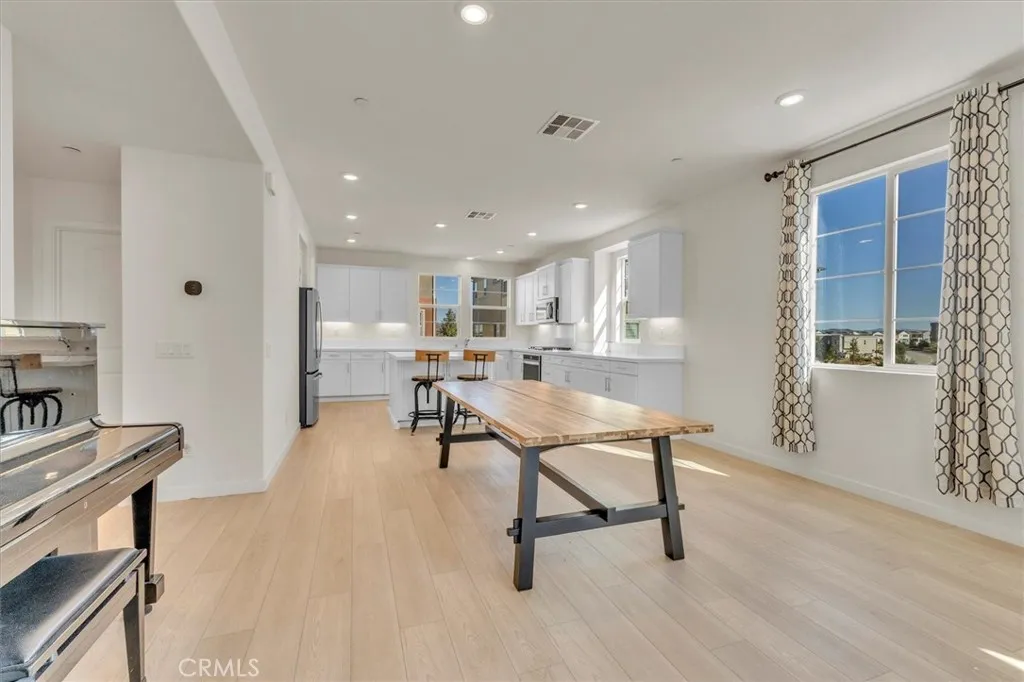 Additional image 92 of 27116 Valley Oak Place, Valencia, CA 91355