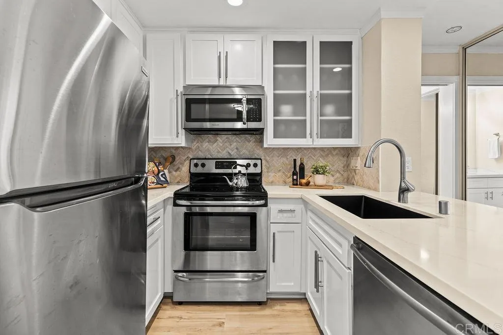 Additional image 12 of 1775 Diamond Street Unit 330, San Diego, CA 92109