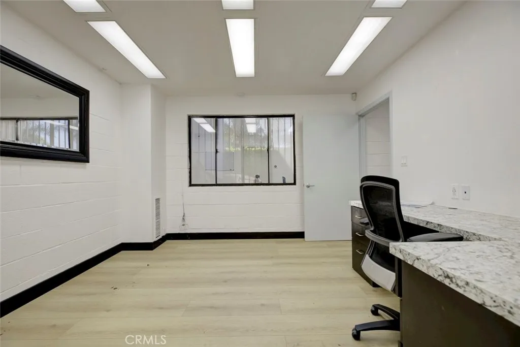 Additional image 14 of 18417 Bryant Street, Northridge, CA 91325