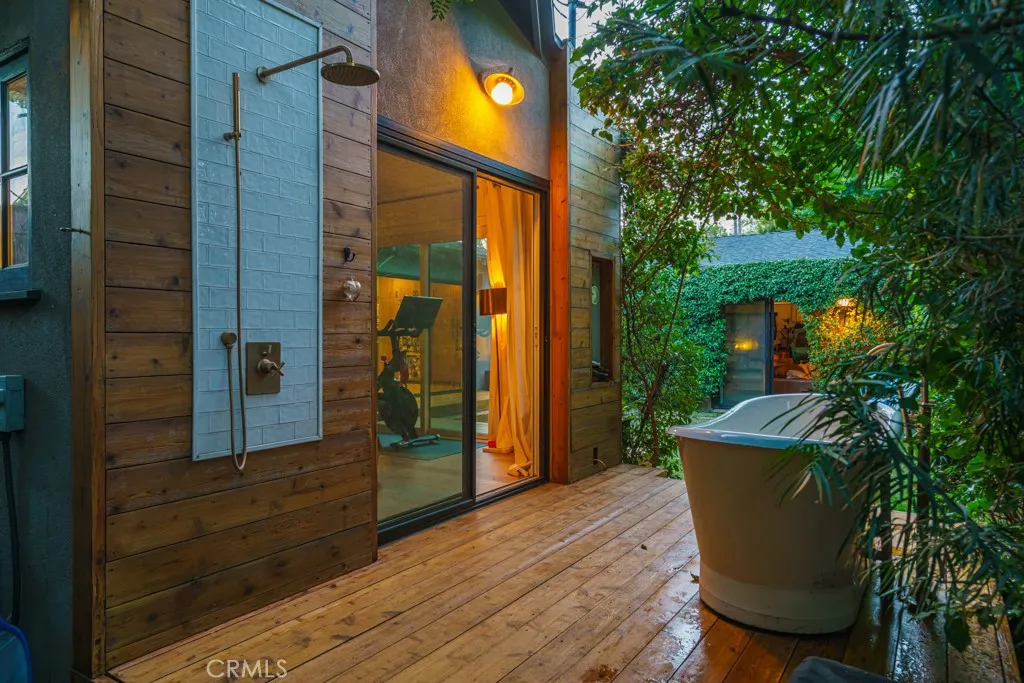 Additional image 8 of 704 Valita St, Venice, CA 90291