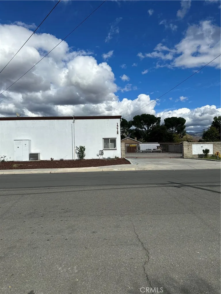 Additional image 18 of 121 N Dillon, San Jacinto, CA 92583