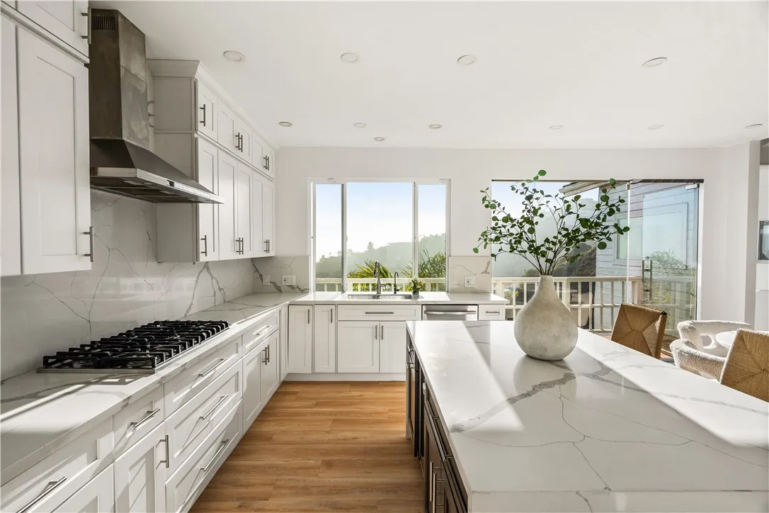 Additional image 77 of 2019 Sunset Plaza Drive, Los Angeles, CA 90069