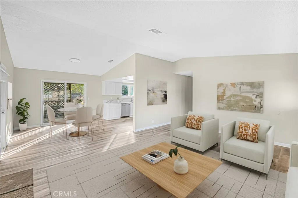 Additional image 4 of 16395 Allthorn St, Hesperia, CA 92345