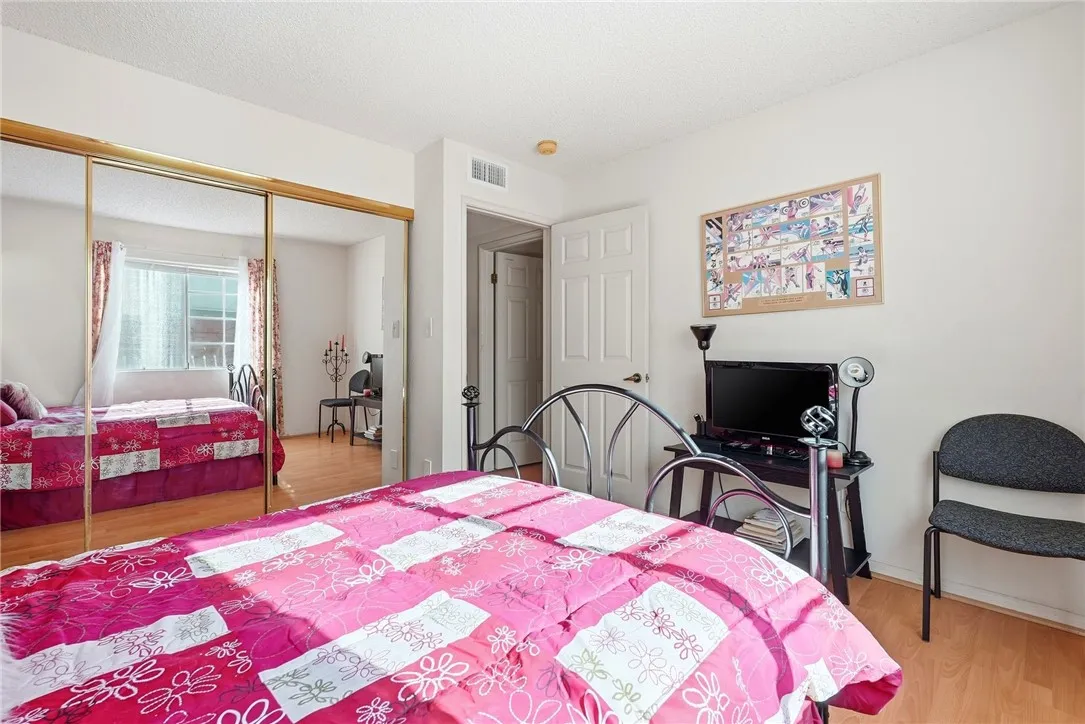 Additional image 50 of 871 S Lucerne Blvd Unit 2, Los Angeles, CA 90005