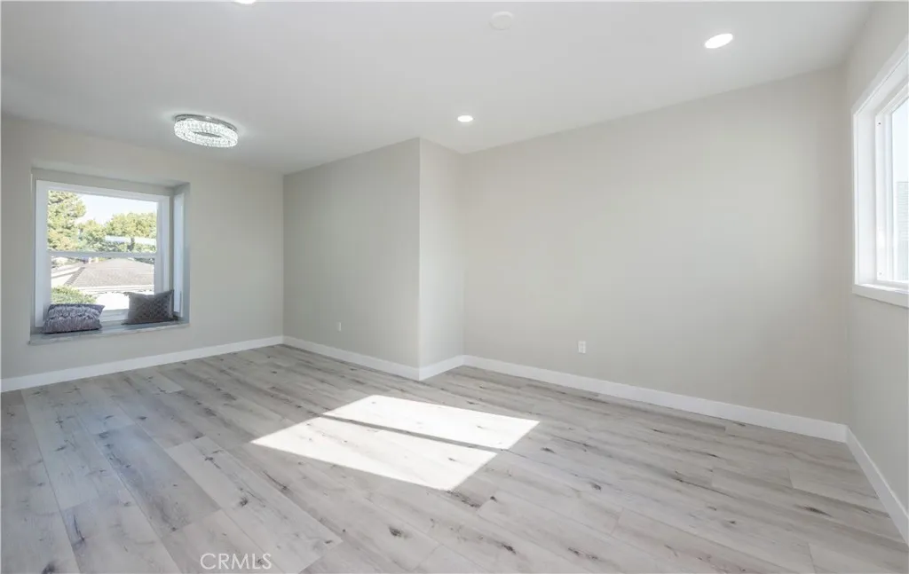 Additional image 49 of 39 Cape Cod, Irvine, CA 92620