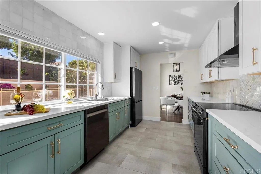 Additional image 5 of 9858 Via Caceres, San Diego, CA 92129