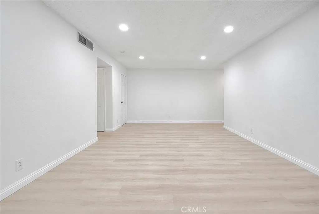 Additional image 43 of 460 Oak Street Unit 201, Glendale, CA 91204