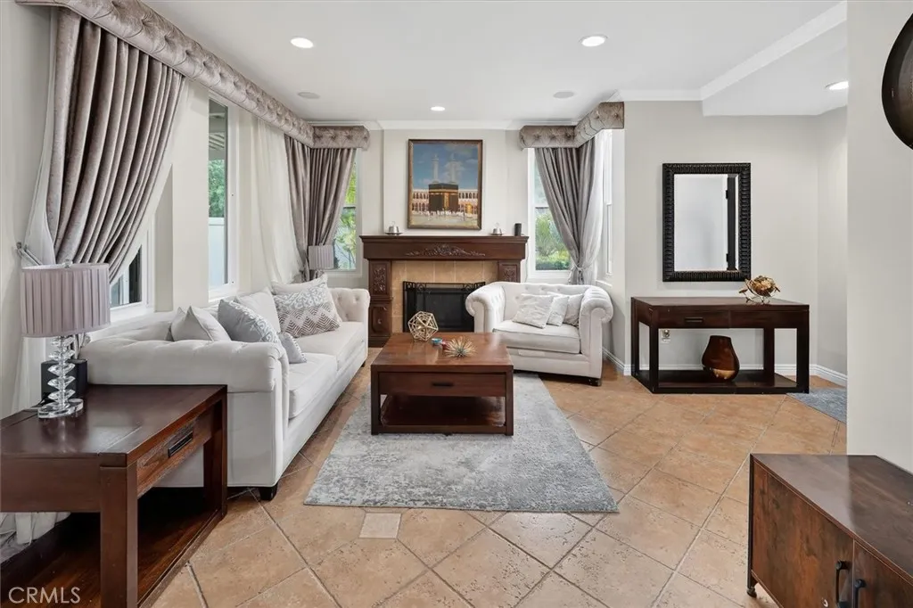 Additional image 7 of 26530 Goldfinch Pl, Canyon Country, CA 91351