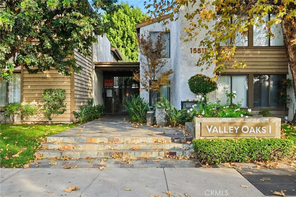 Additional image 2 of 15511 Sherman Way Unit 19, Van Nuys, CA 91406