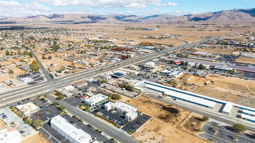 Additional image 13 of 13631 Pawnee Road, Apple Valley, CA 92308