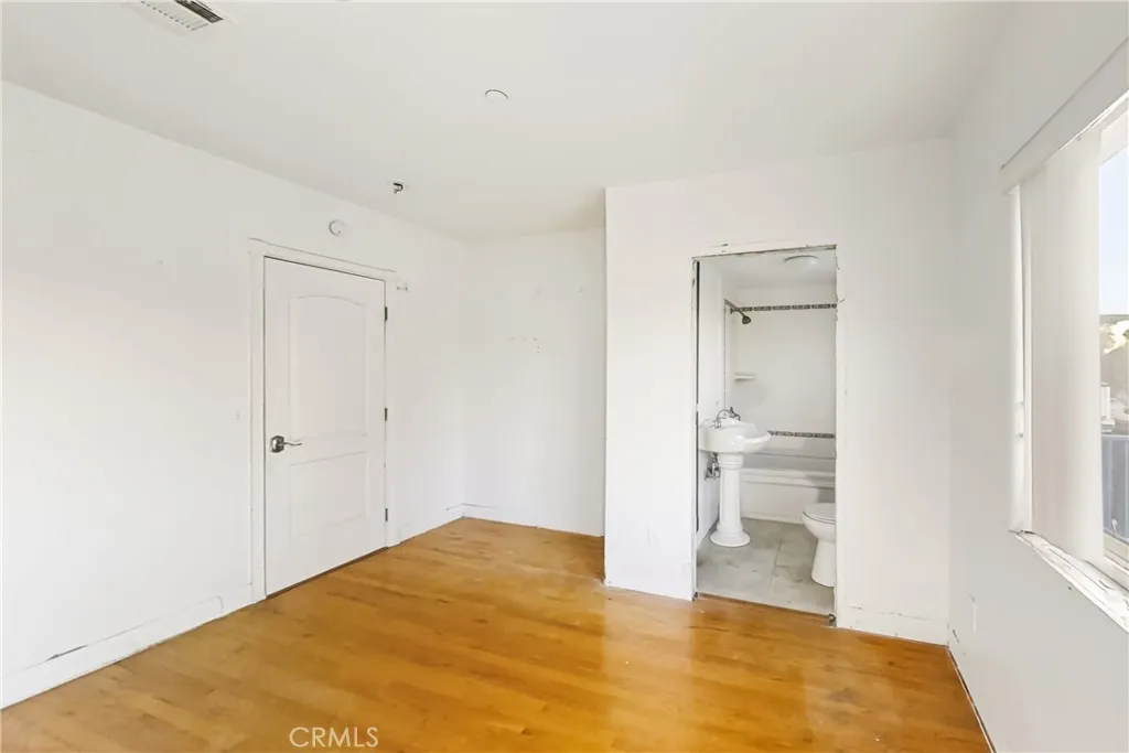 Additional image 53 of 261 E Crescent Avenue, Redlands, CA 92373