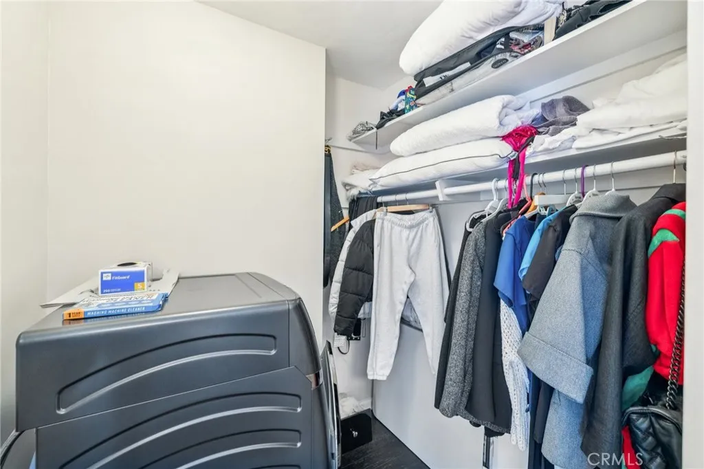 Additional image 46 of 312 N Louise Street Unit 210, Glendale, CA 91206