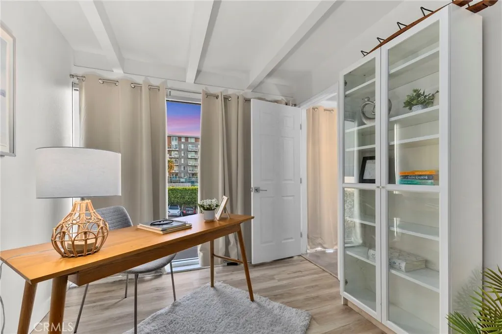 Additional image 58 of 941 W Hawthorn St Unit 9, San Diego, CA 92101