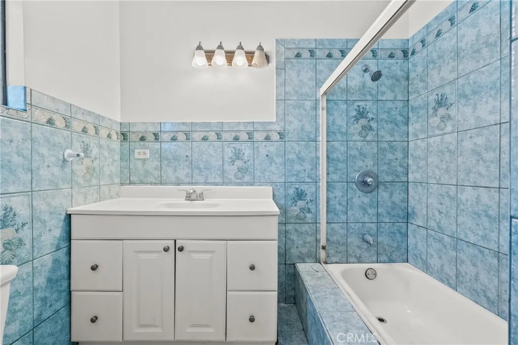 Additional image 87 of 12924 Sproule, Sylmar, CA 91342