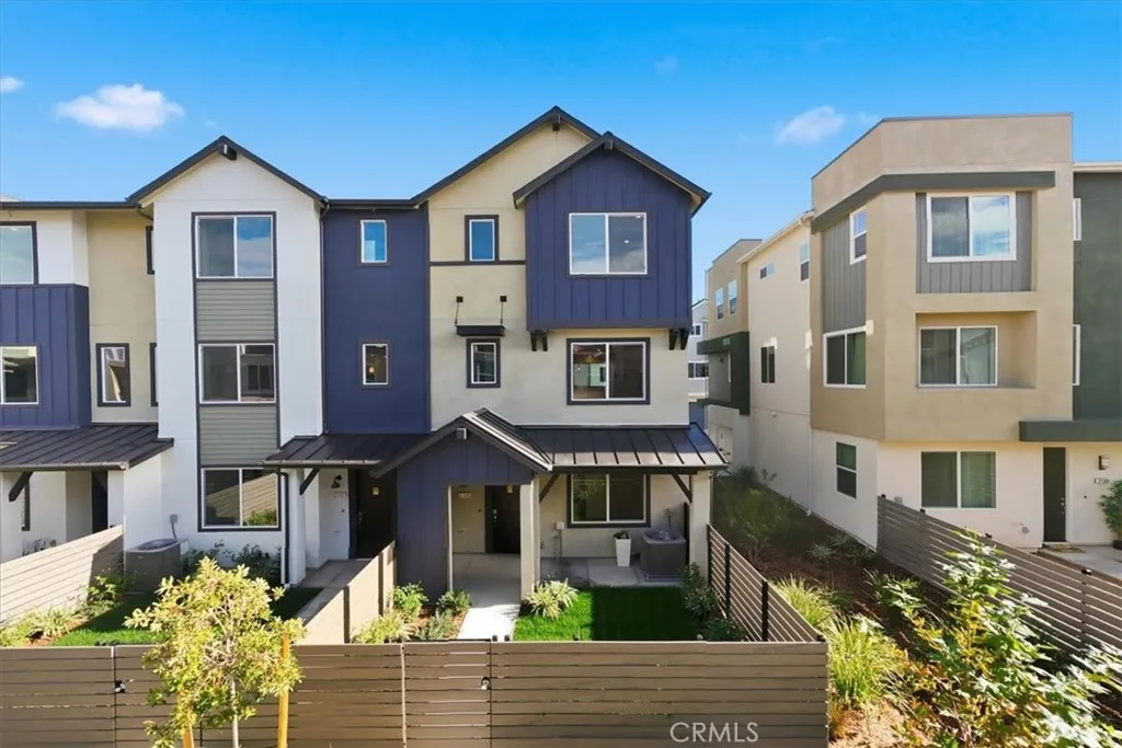 Additional image 2 of 27315 Bear Creek Lane, Valencia, CA 91381