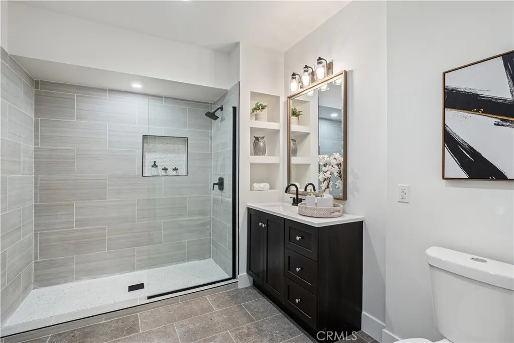 Additional image 30 of 2410 8th Avenue, Los Angeles, CA 90018