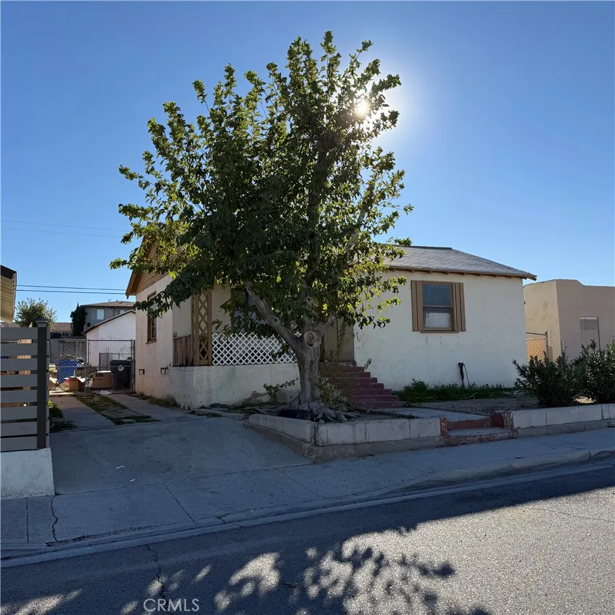 Additional image 12 of 124 W Fredricks St, Barstow, CA 92311