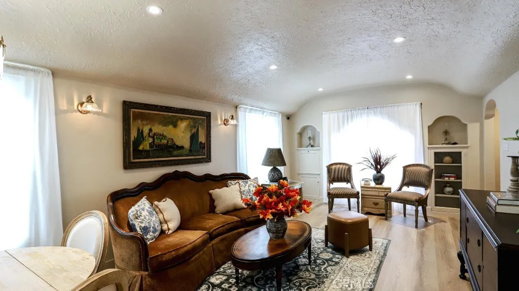 Additional image 13 of 6764 Lemon Ave, Long Beach, CA 90805