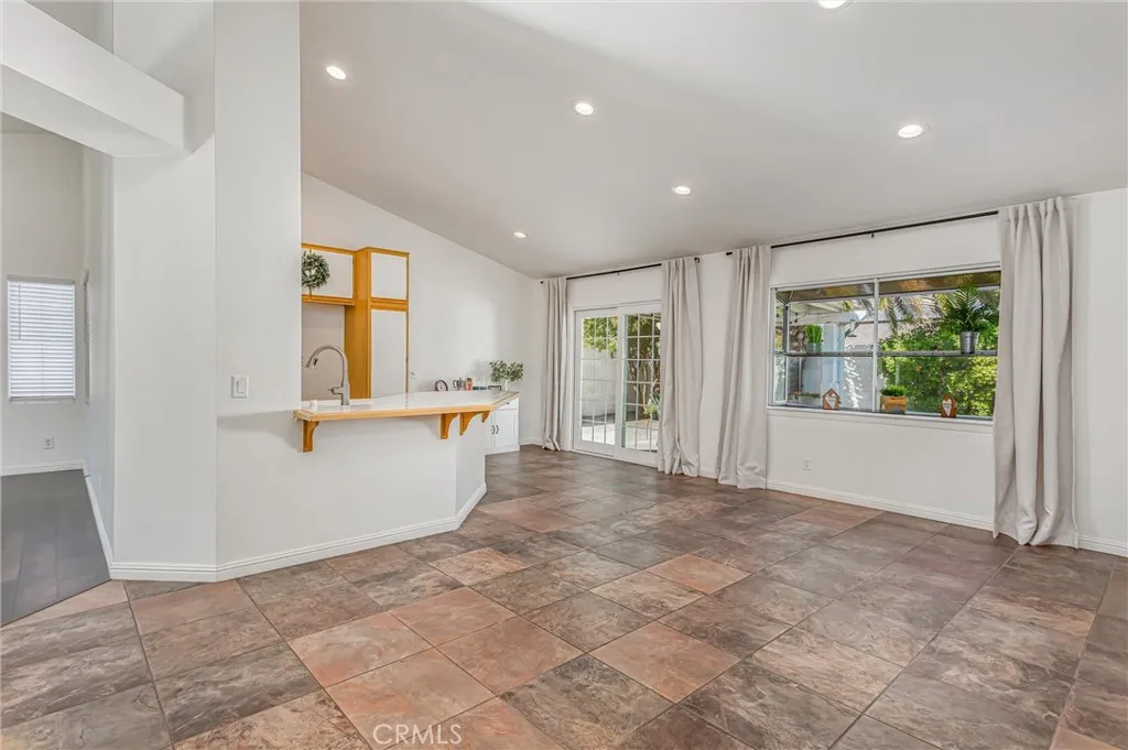 Additional image 64 of 28630 Newcastle Rd, Highland, CA 92346