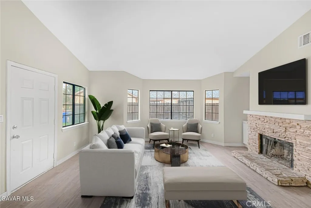 Additional image 4 of 2831 San Miguel Drive, Lancaster, CA 93535