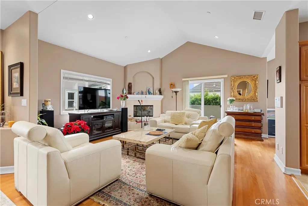 Additional image 53 of 211 S Francisca Ave, Redondo Beach, CA 90277