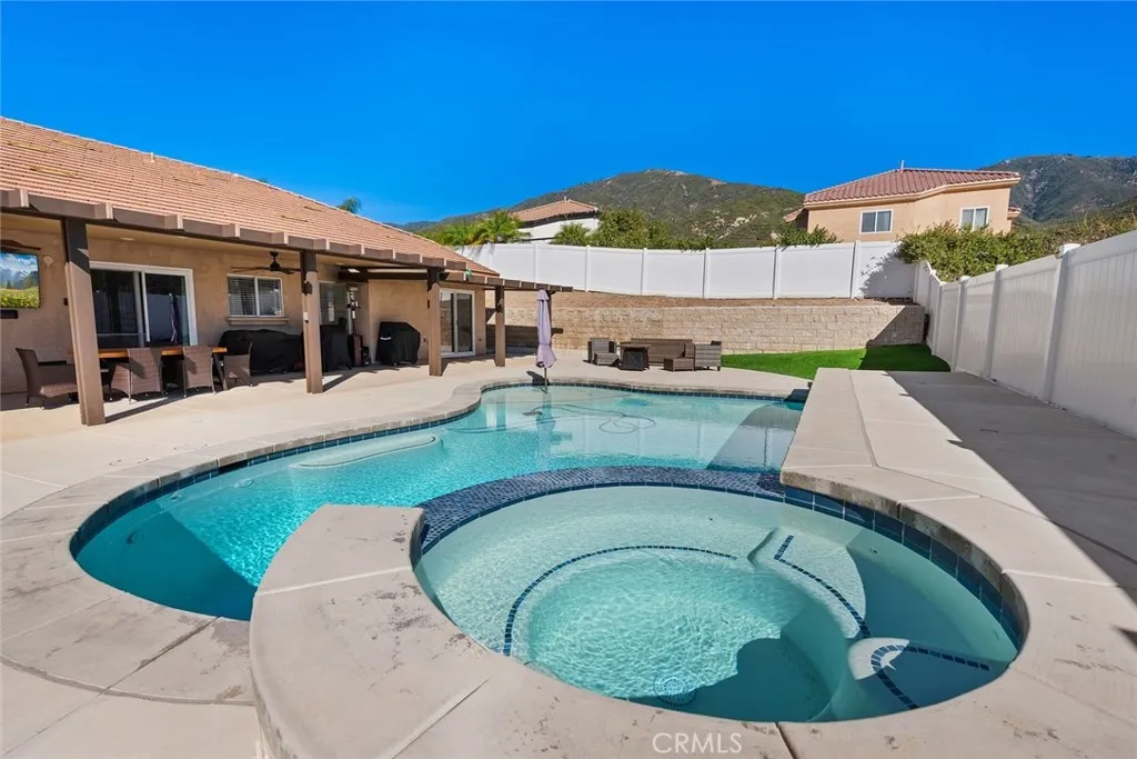 Additional image 32 of 6835 N Escena Street, San Bernardino, CA 92407